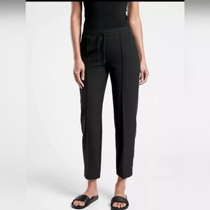 Athleta Black Endeavor Straight Leg Pant Size 14